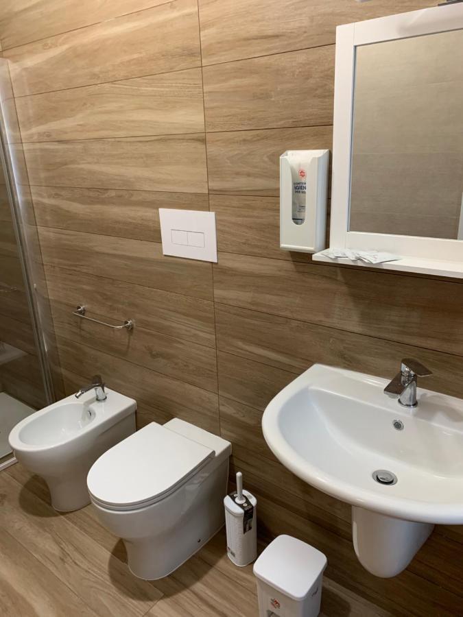 B&B Piano Romano -Con Parcheggio Privato Gratuito- Foggia Eksteriør billede