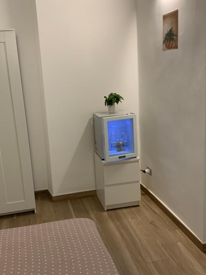 B&B Piano Romano -Con Parcheggio Privato Gratuito- Foggia Eksteriør billede